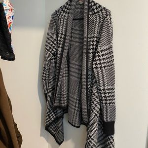 Houndstooth waterfall cardigan